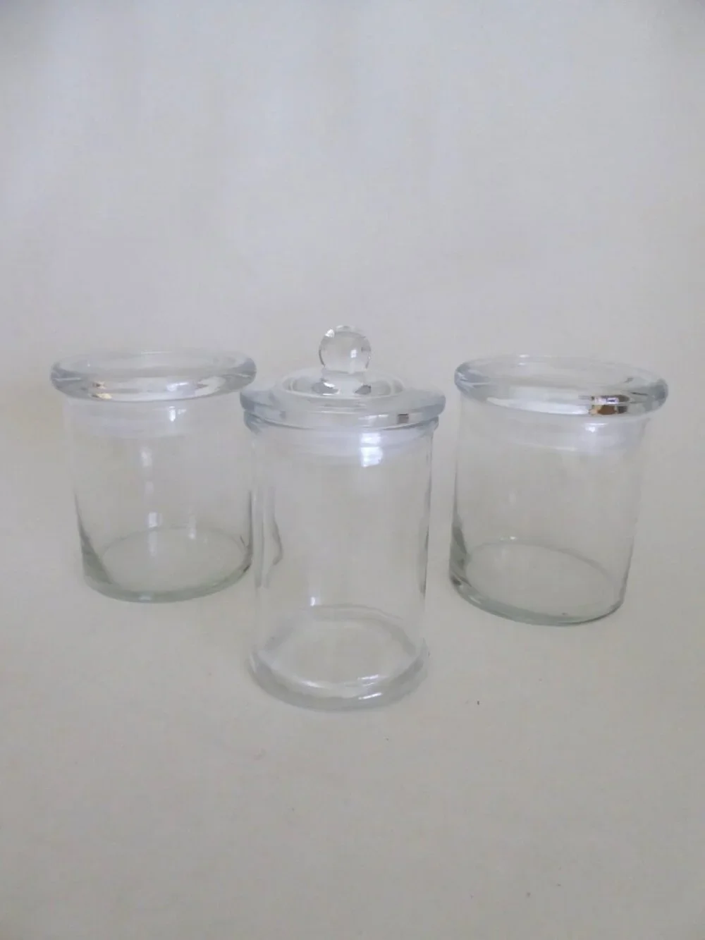 NEW 4.75” & 6” THICK GLASS JARS LIDDED PLASTIC AIR TIGHT SEALS (LOT OF 3)